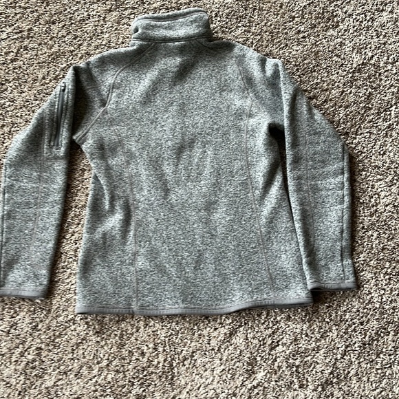 Patagonia 1/4 zip sweatshirt - Picture 3 of 3